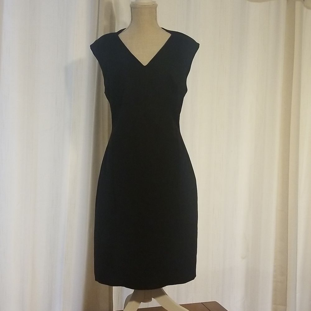 Banana Republic Black V-Neck Midi Dress